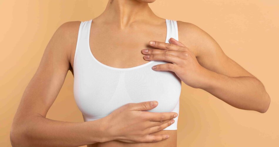 Приводим грудь в форму после родов