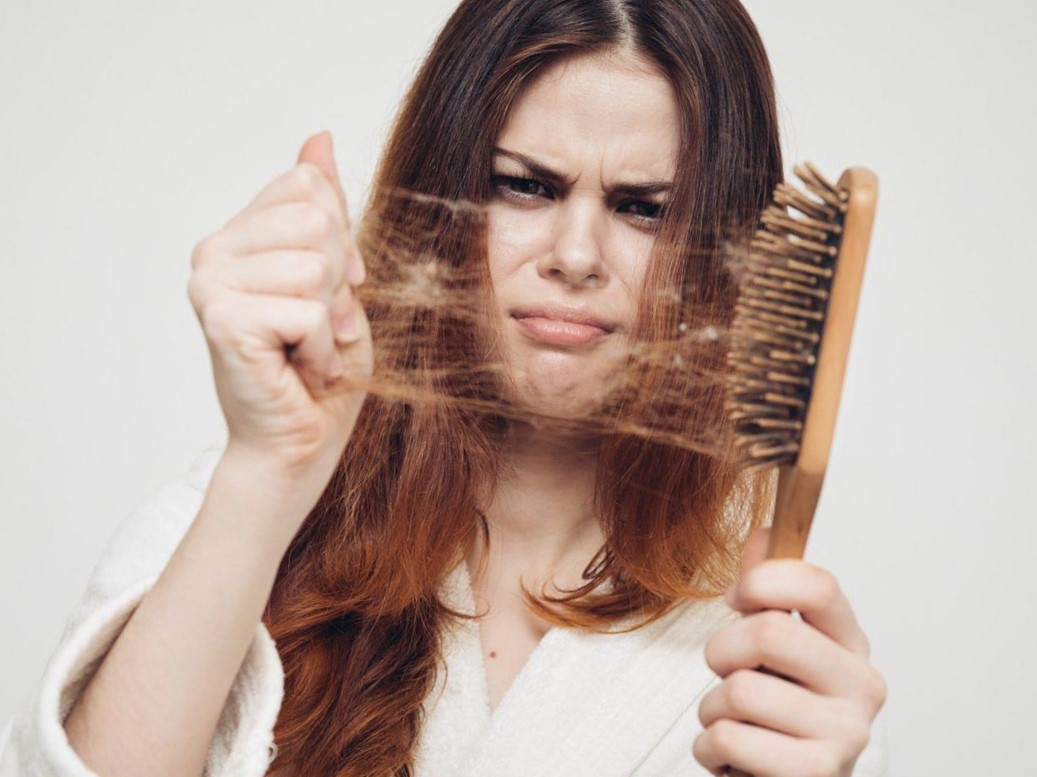 hair-loss-after-childbirth-causes-and-treatment