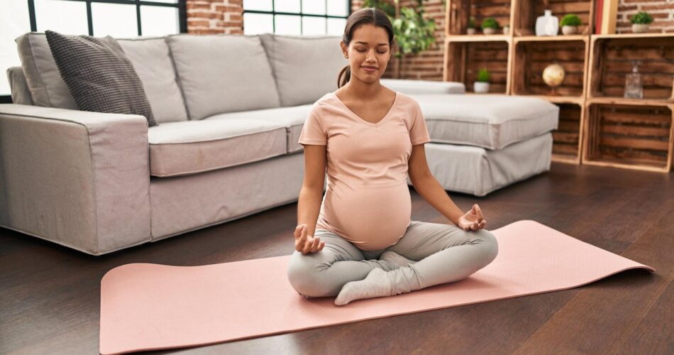 Хатха-йога сидя: польза сидячих асан