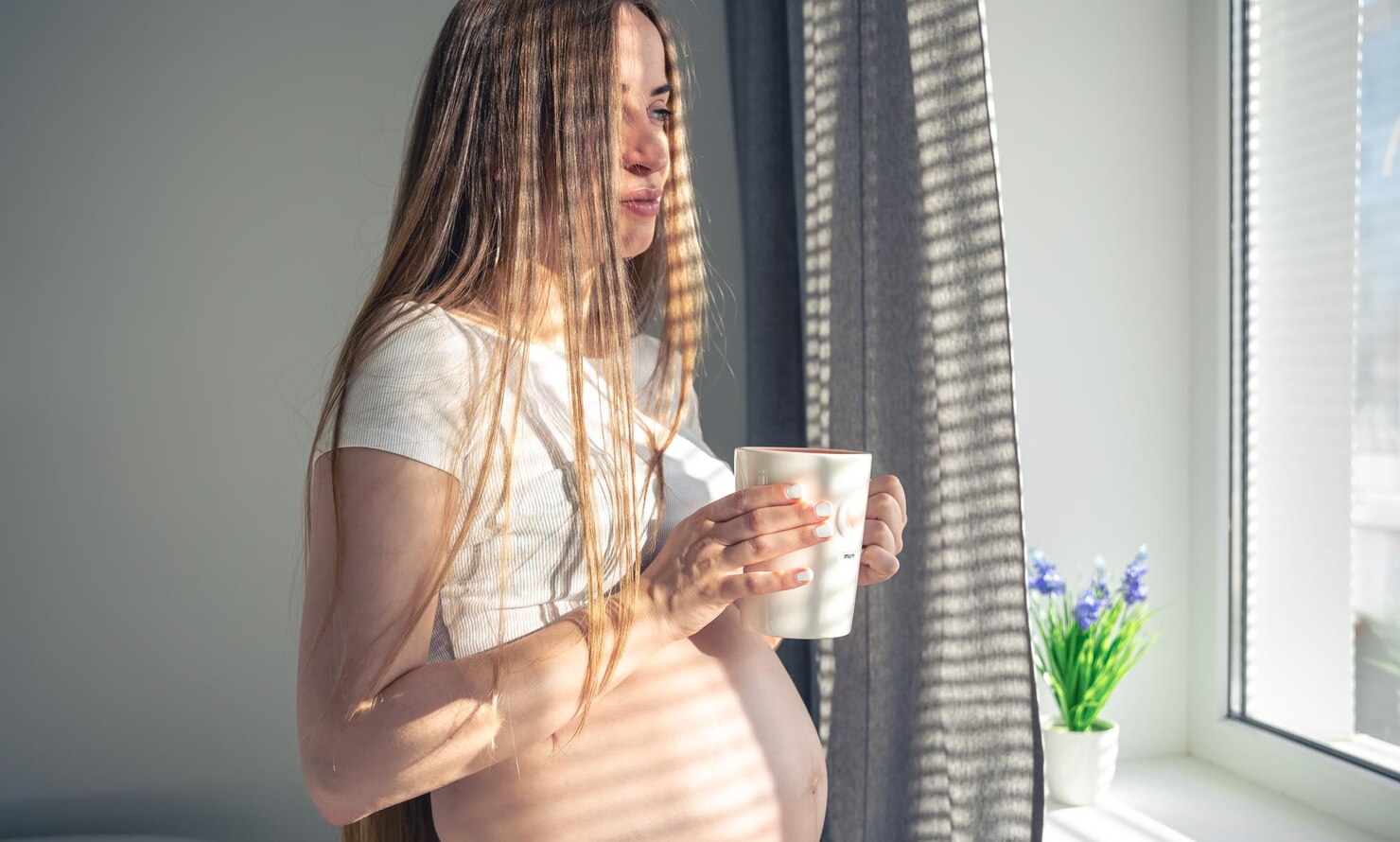 Tea During Pregnancy - Which Teas Are Safe to Drink While Pregnant