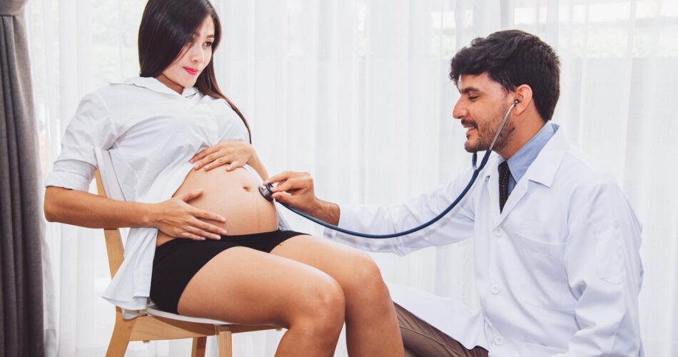 Как часто посещать гинеколога при беременности
